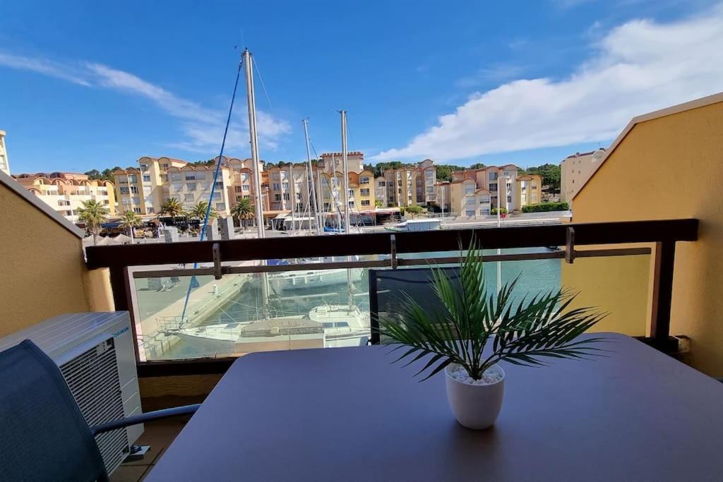 Magnifique Studio Sur Le Port De Gruissan Exteriör bild